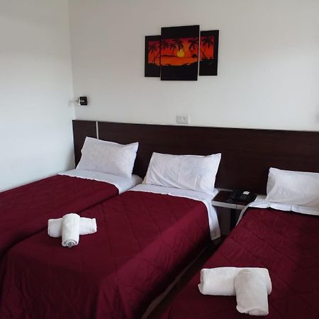 Hotel Ischigualasto San Juan Exteriör bild