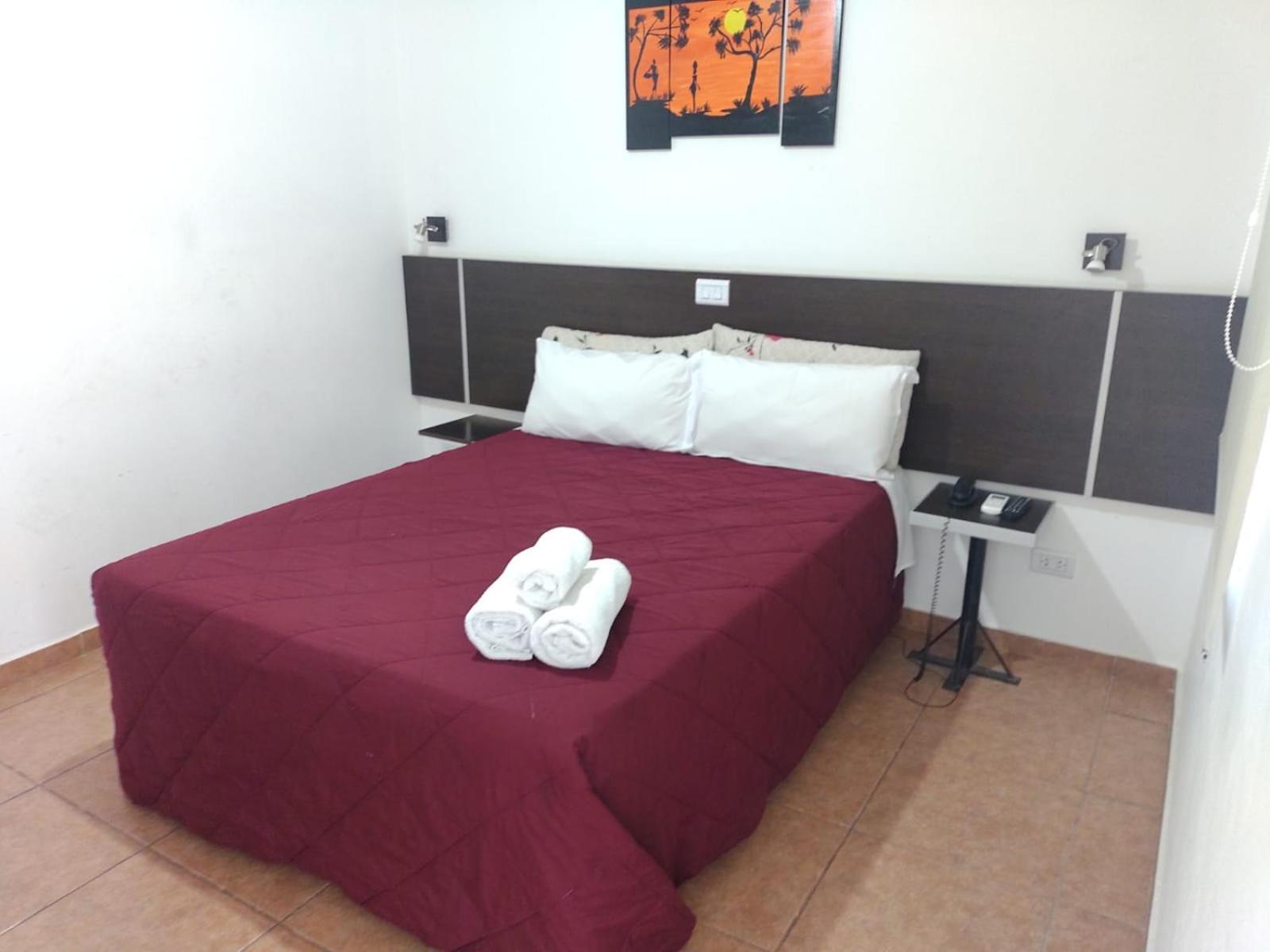 Hotel Ischigualasto San Juan Exteriör bild