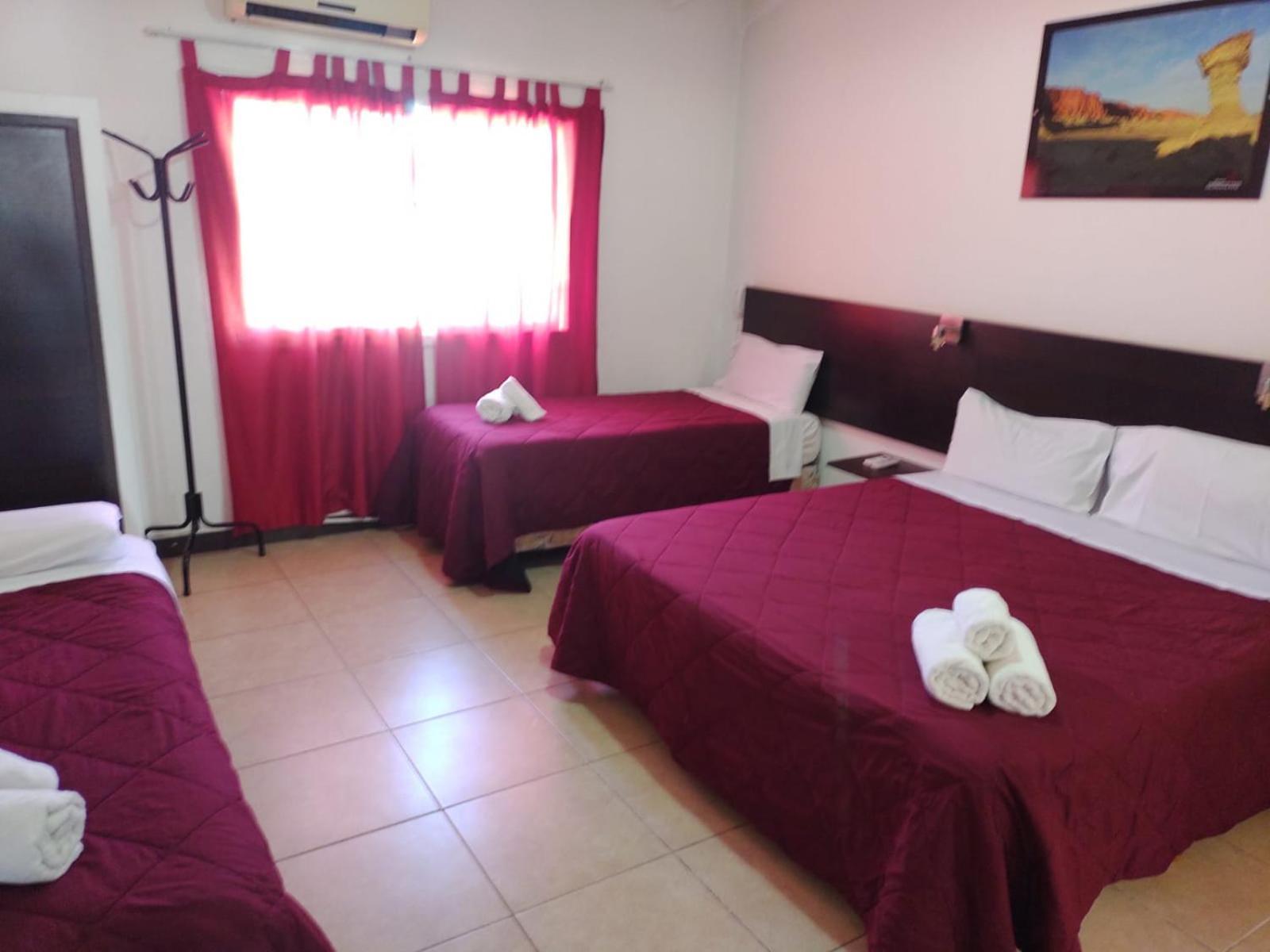 Hotel Ischigualasto San Juan Exteriör bild